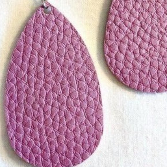 Teardrop Faux Leather Earrings Drop 3" in Rose or Pink Lightweight Textured New - Picture 5 of 11